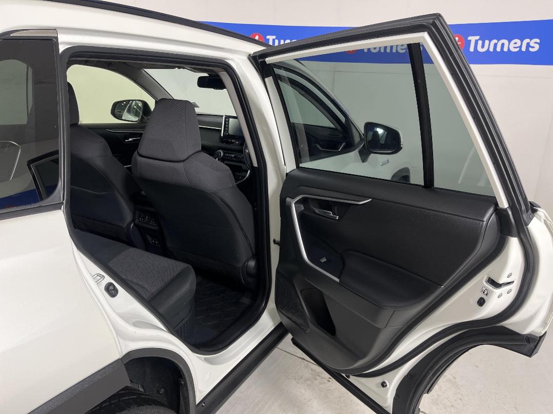 Photo '19' of Toyota Rav4 Photo '19' of Toyota Rav4