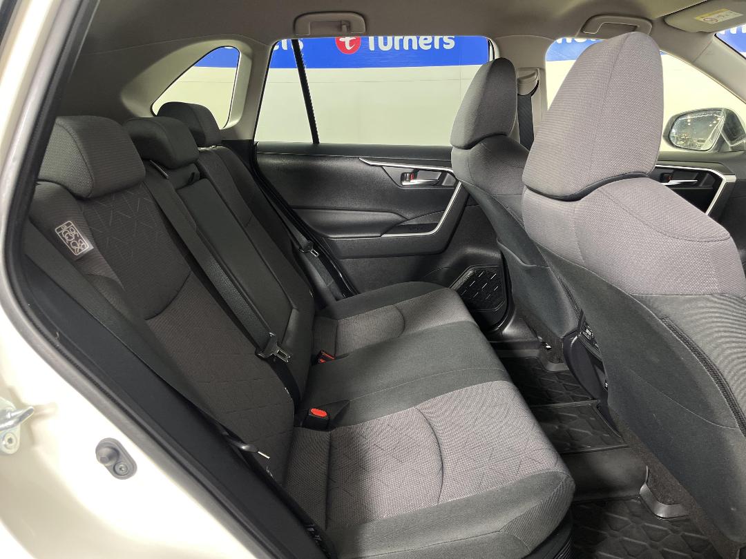 Photo '20' of Toyota Rav4 Photo '20' of Toyota Rav4