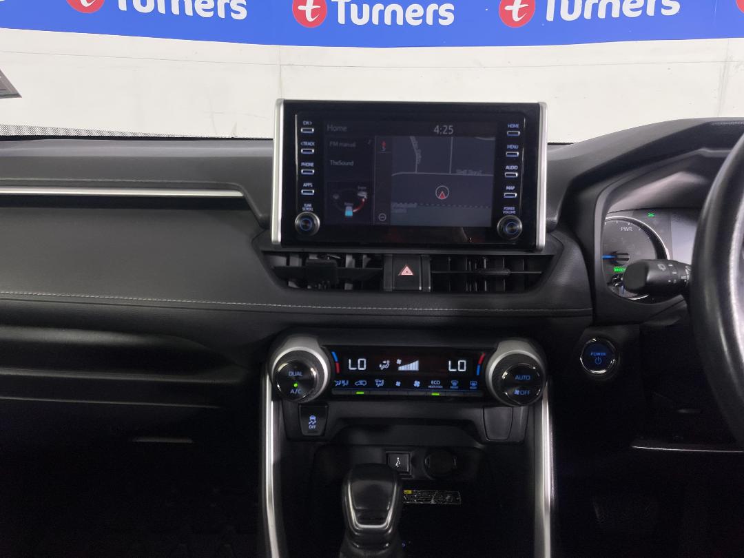 Photo '18' of Toyota Rav4 Photo '18' of Toyota Rav4