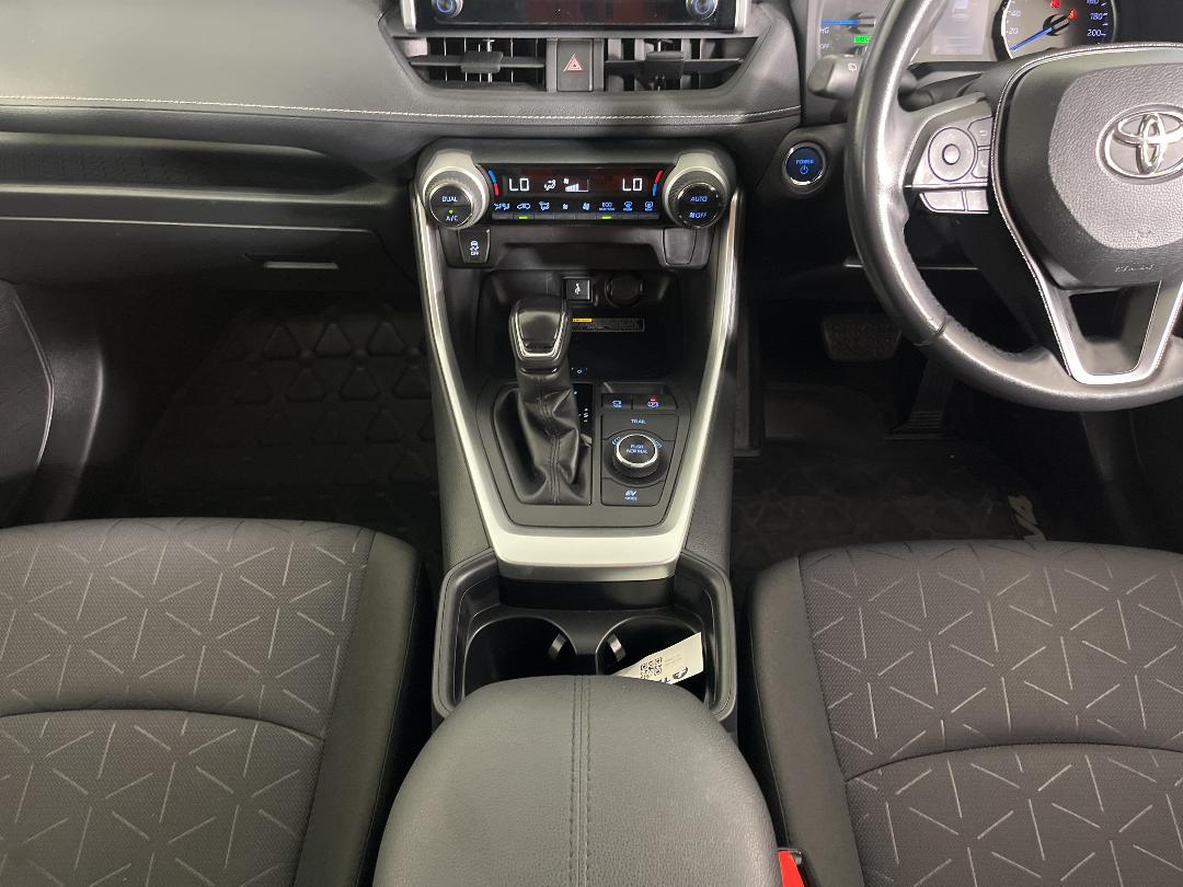 Photo '23' of Toyota Rav4 Photo '23' of Toyota Rav4