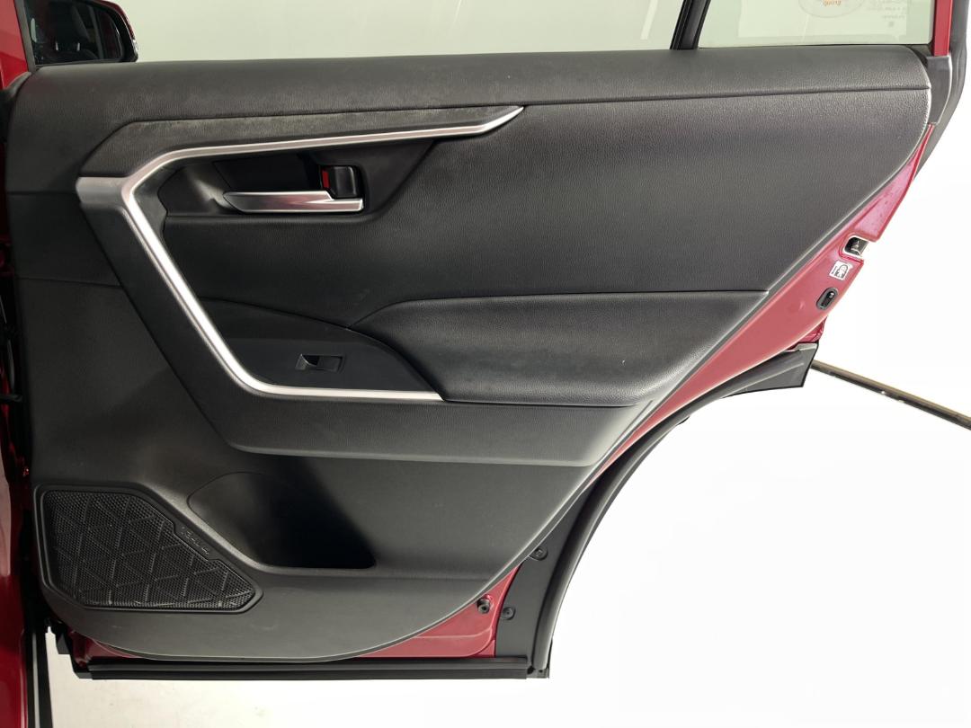 Photo '19' of Toyota Rav4