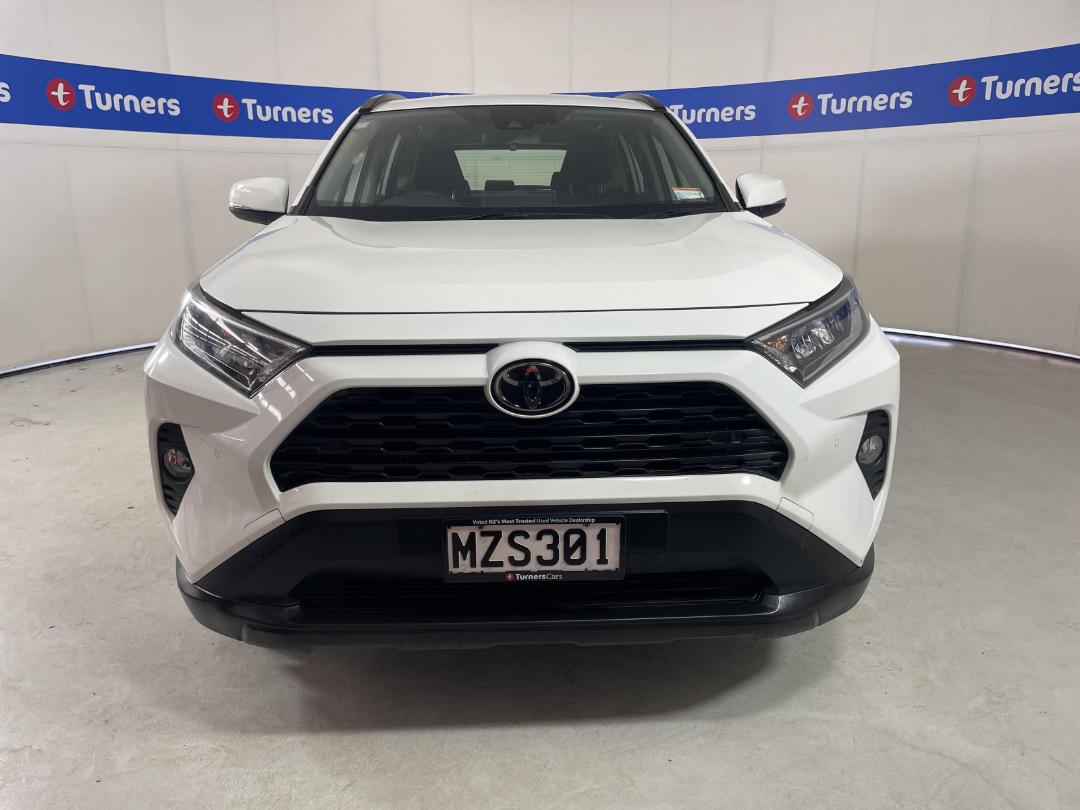 Photo '2' of Toyota Rav4