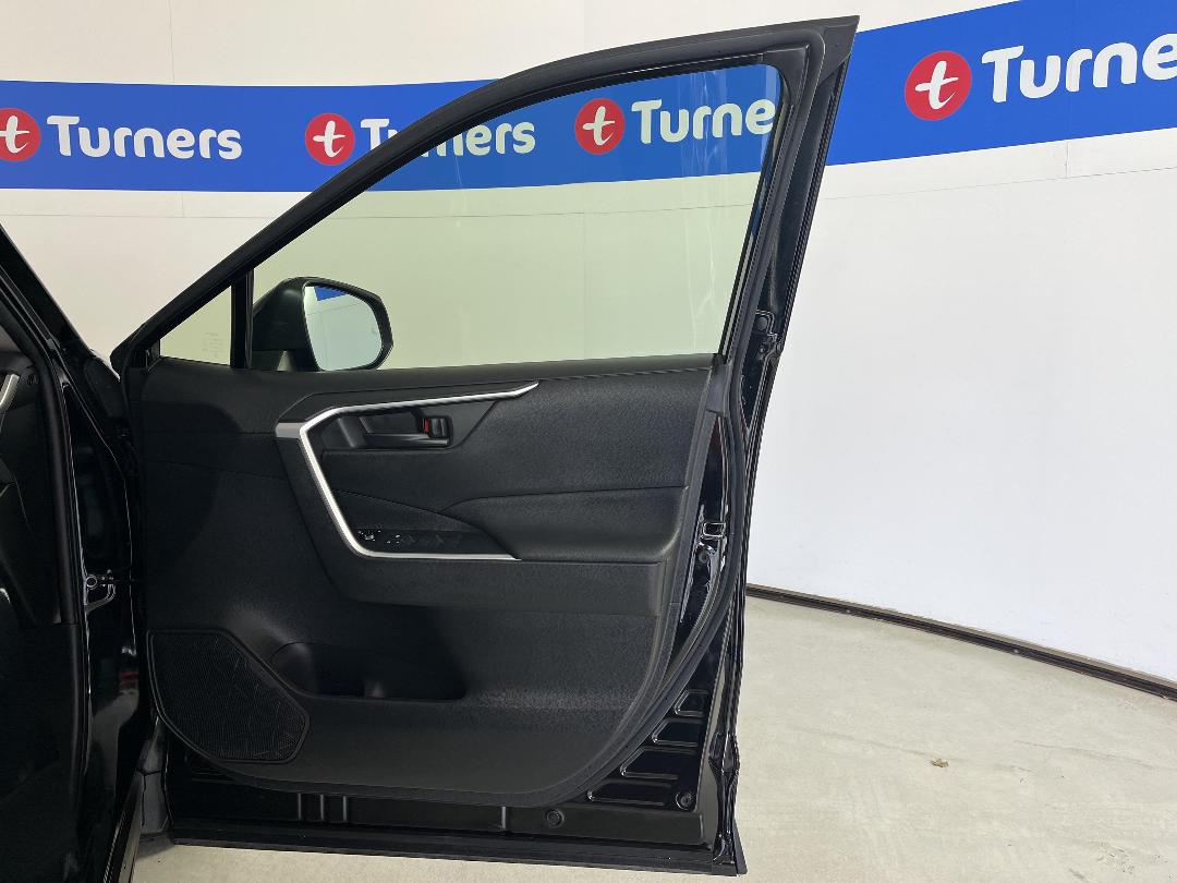 Photo '15' of Toyota Rav4