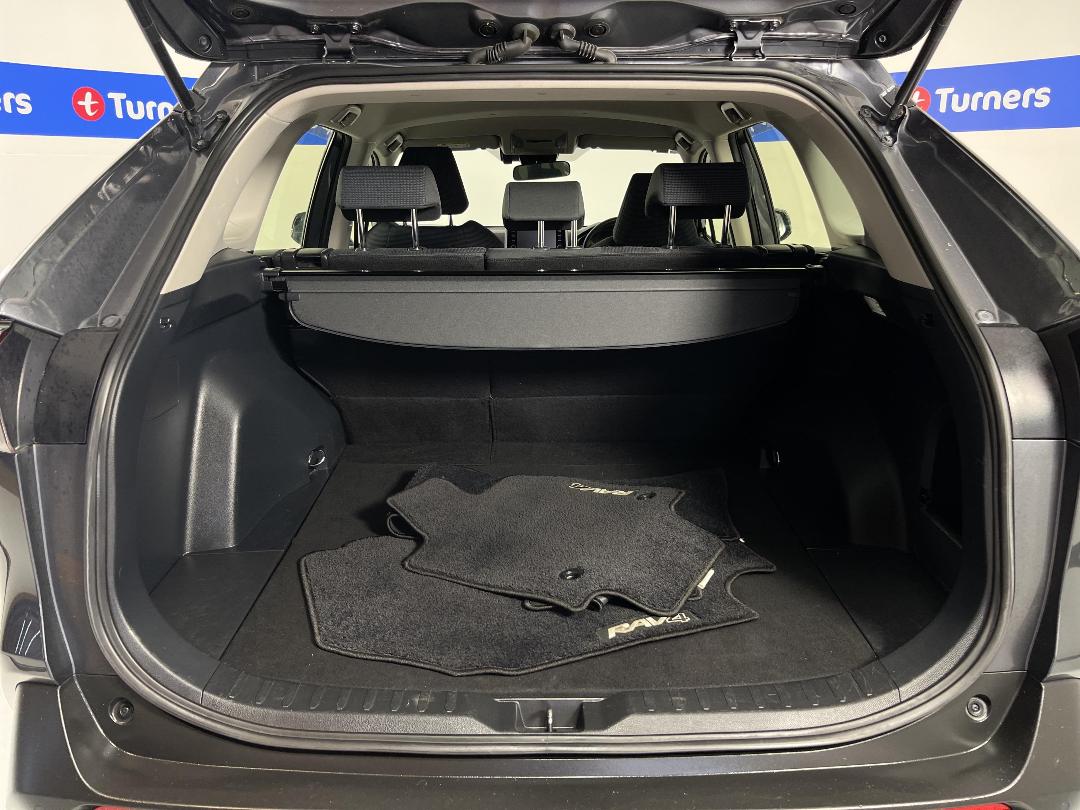 Photo '14' of Toyota Rav4