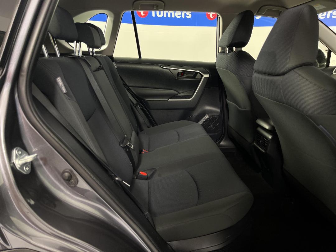 Photo '20' of Toyota Rav4