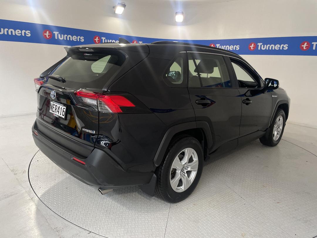 Photo '7' of Toyota Rav4