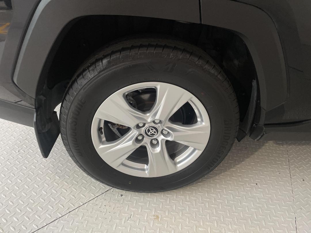 Photo '12' of Toyota Rav4