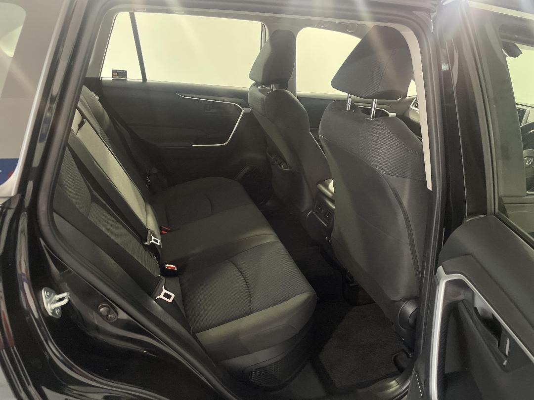 Photo '20' of Toyota Rav4