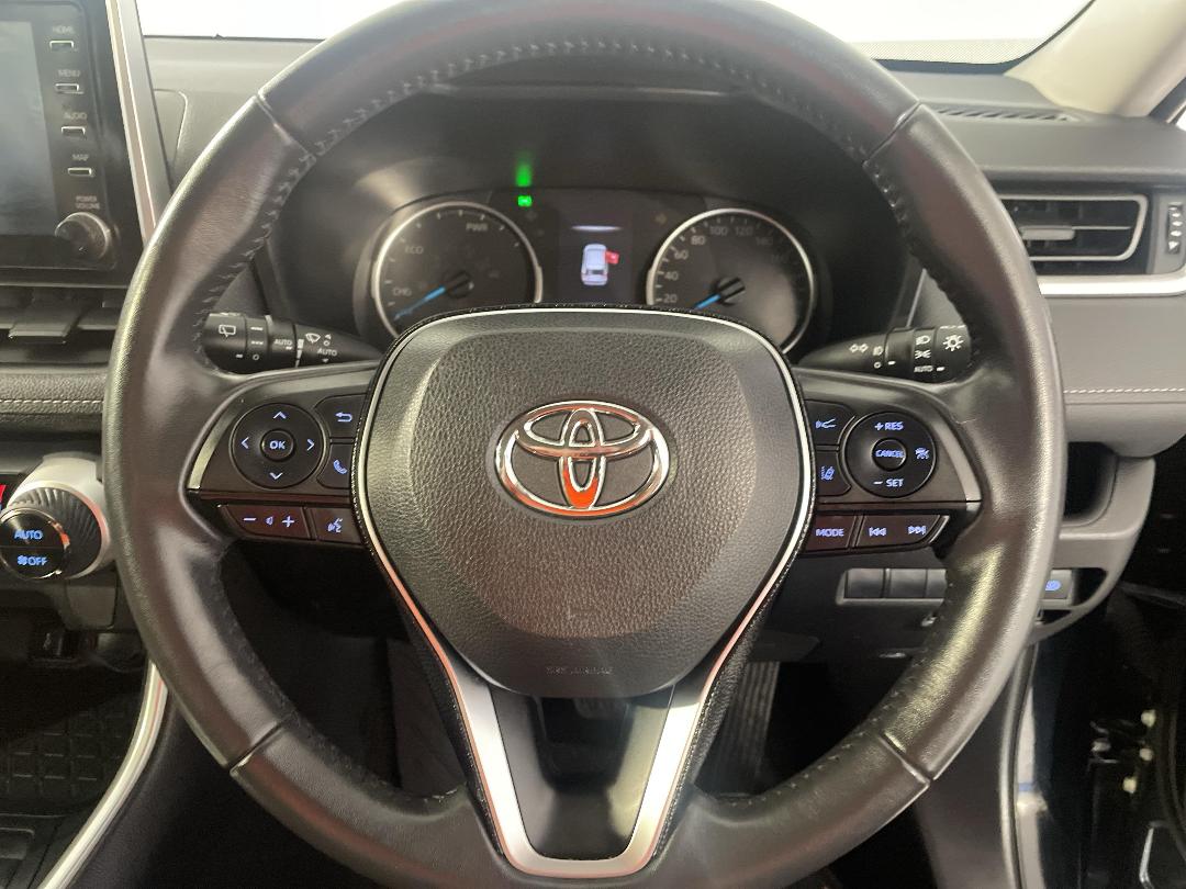 Photo '28' of Toyota Rav4