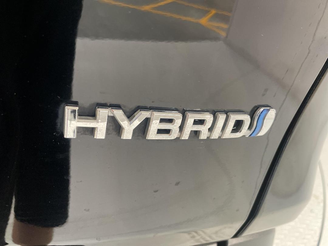 Photo '38' of Toyota Rav4