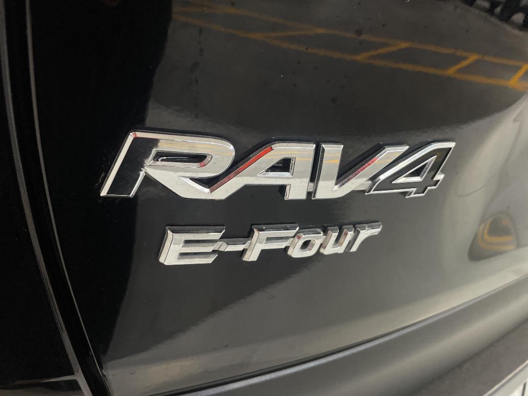 Photo '37' of Toyota Rav4