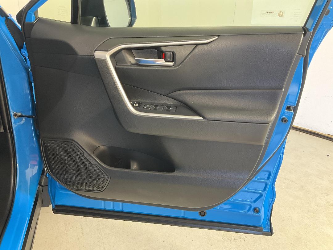 Photo '15' of Toyota Rav4 Photo '15' of Toyota Rav4