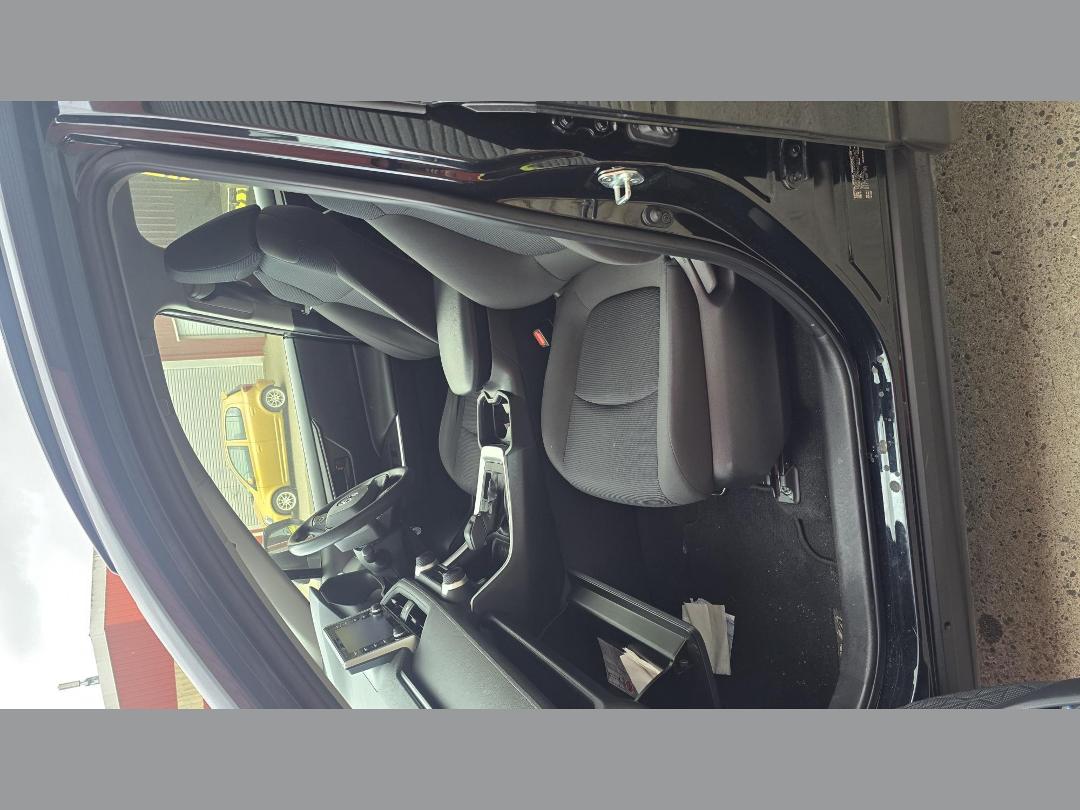 Photo '13' of Toyota Rav4 GX Photo '13' of Toyota Rav4 GX