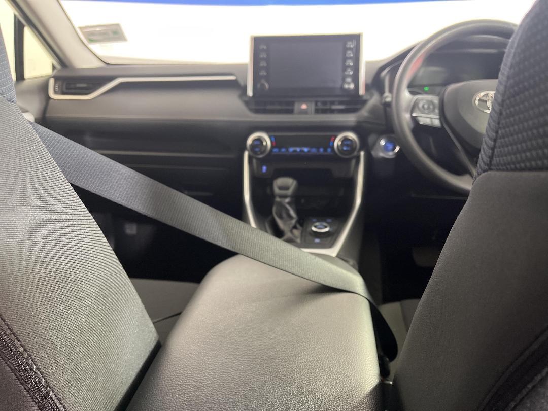 Photo '18' of Toyota Rav4