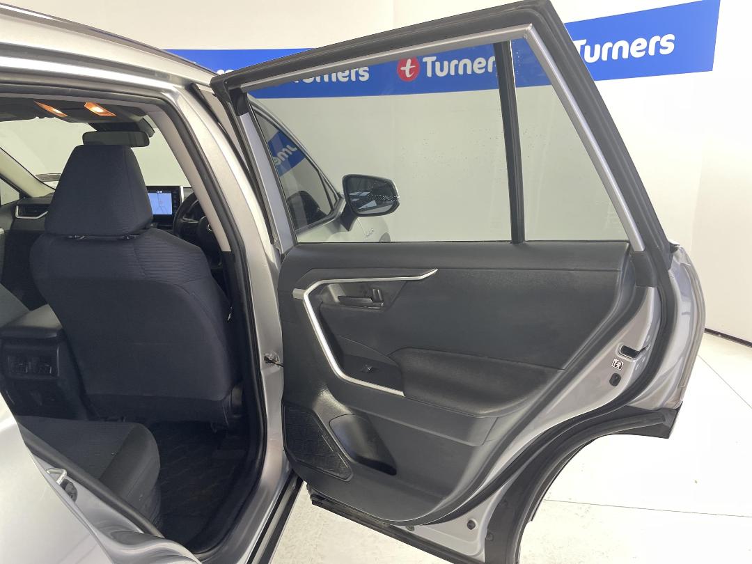 Photo '19' of Toyota Rav4