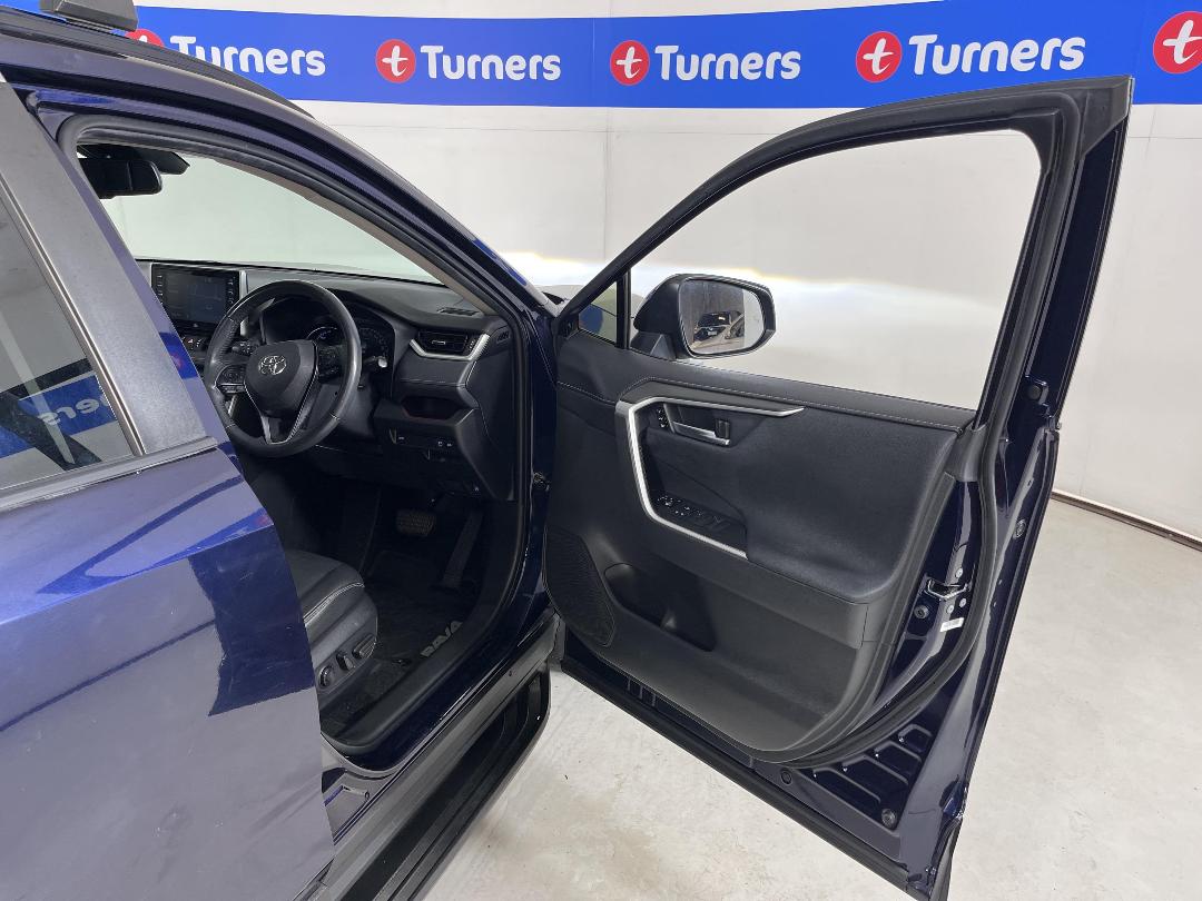 Photo '15' of Toyota Rav4