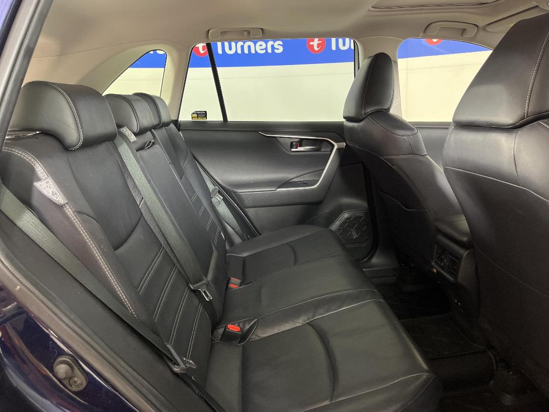 Photo '20' of Toyota Rav4