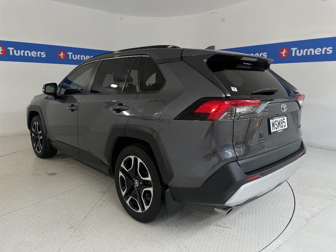 Photo '5' of Toyota Rav4