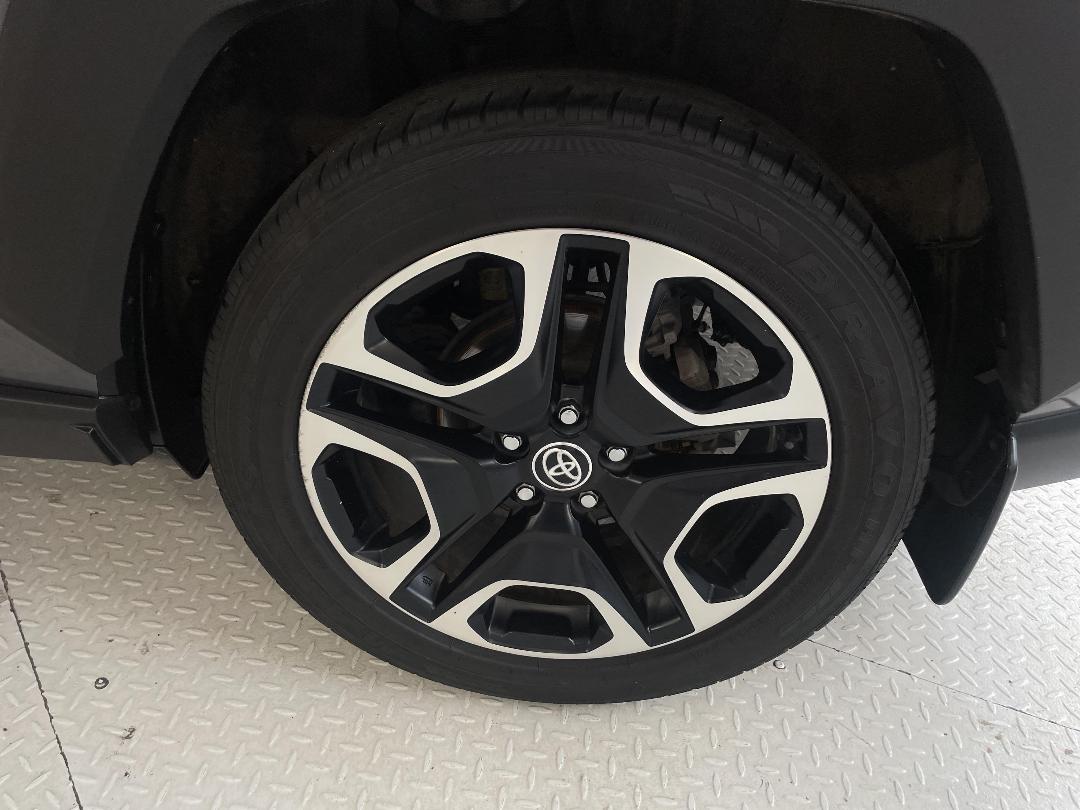 Photo '11' of Toyota Rav4