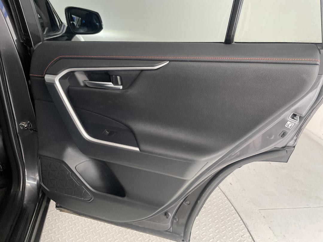 Photo '19' of Toyota Rav4