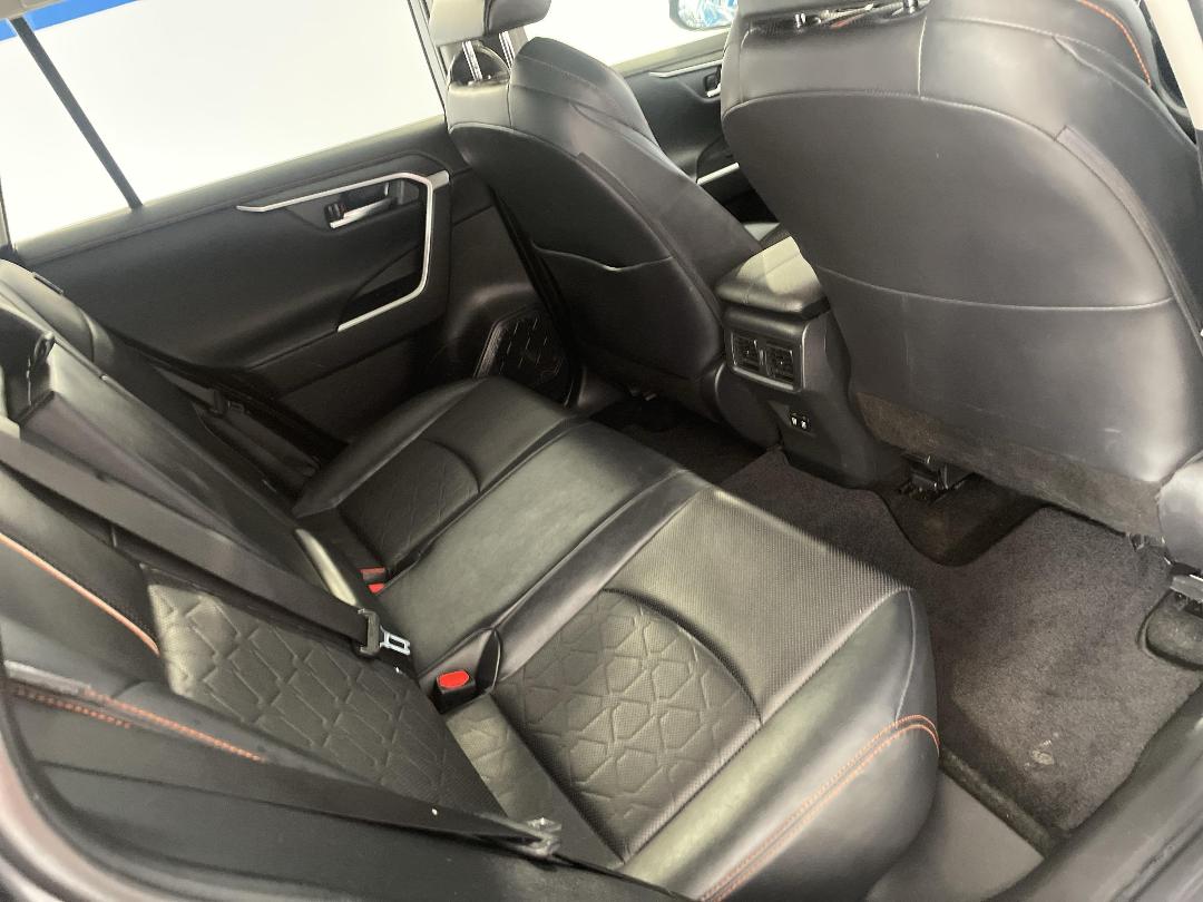 Photo '20' of Toyota Rav4