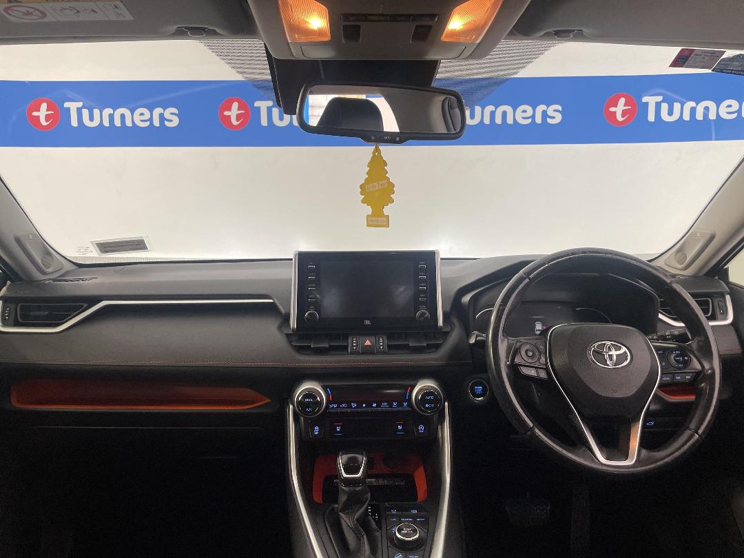 Photo '17' of Toyota Rav4