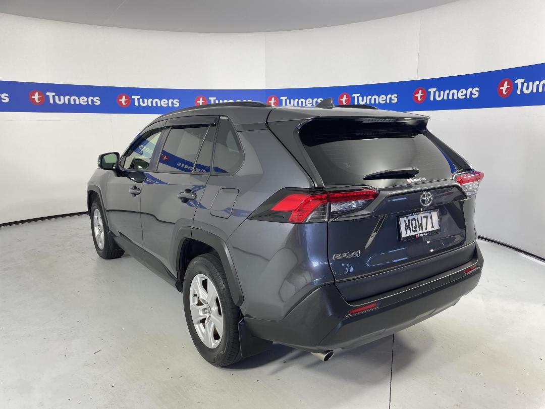 Photo '5' of Toyota Rav4