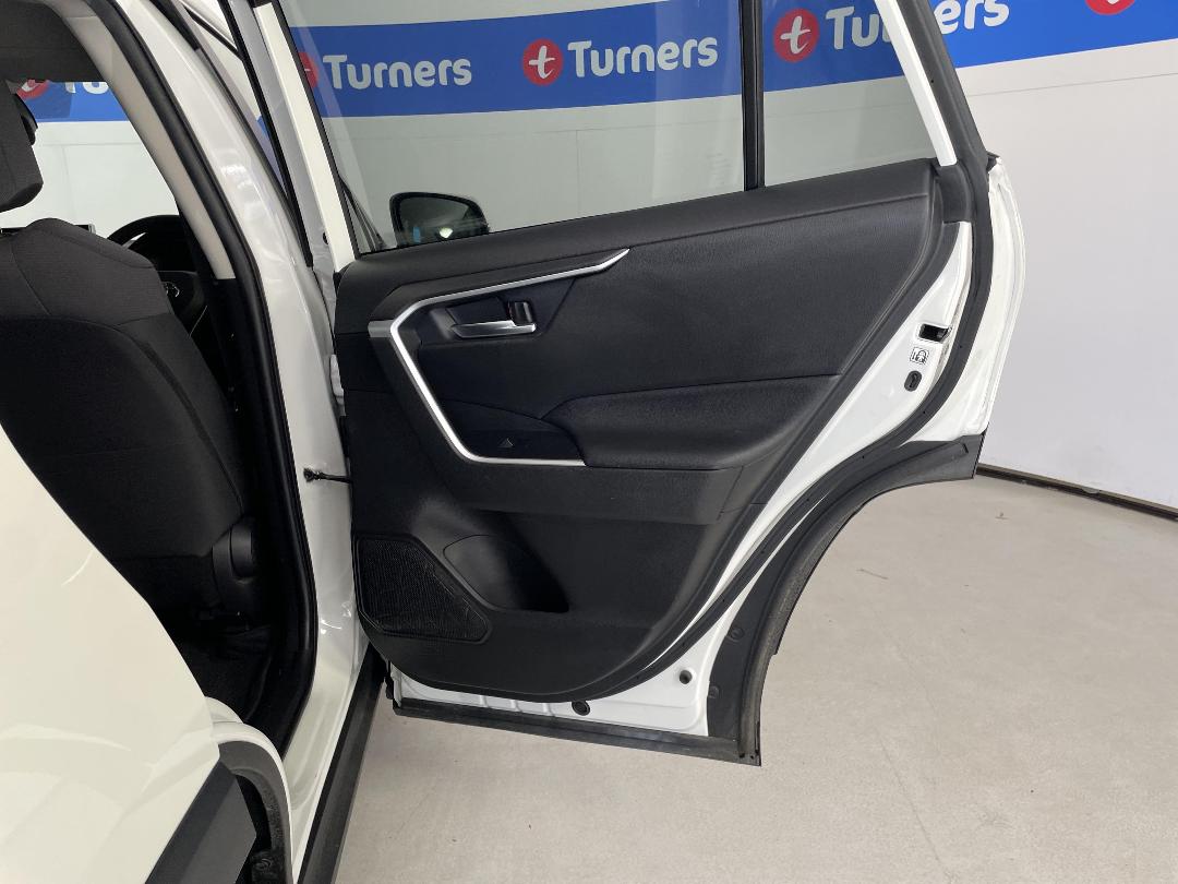 Photo '19' of Toyota Rav4