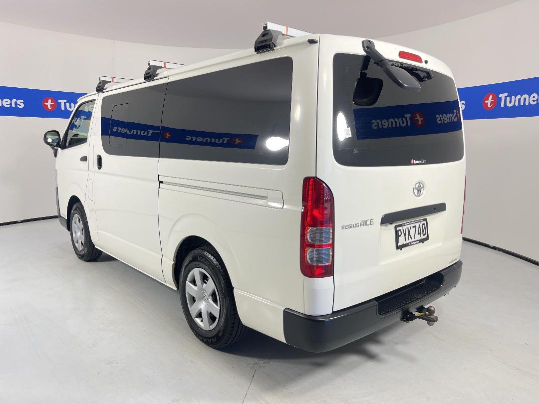 Photo '5' of Toyota Regius