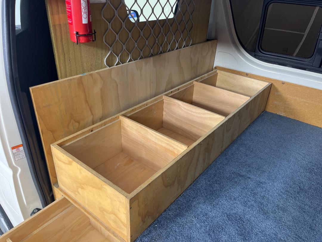 Photo '27' of Toyota Regius