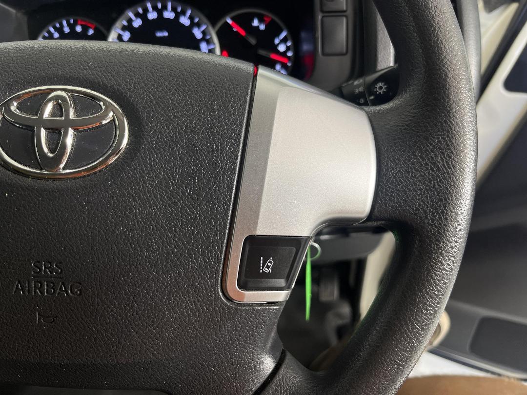 Photo '33' of Toyota Regius