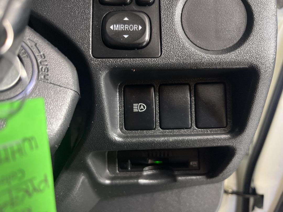 Photo '34' of Toyota Regius