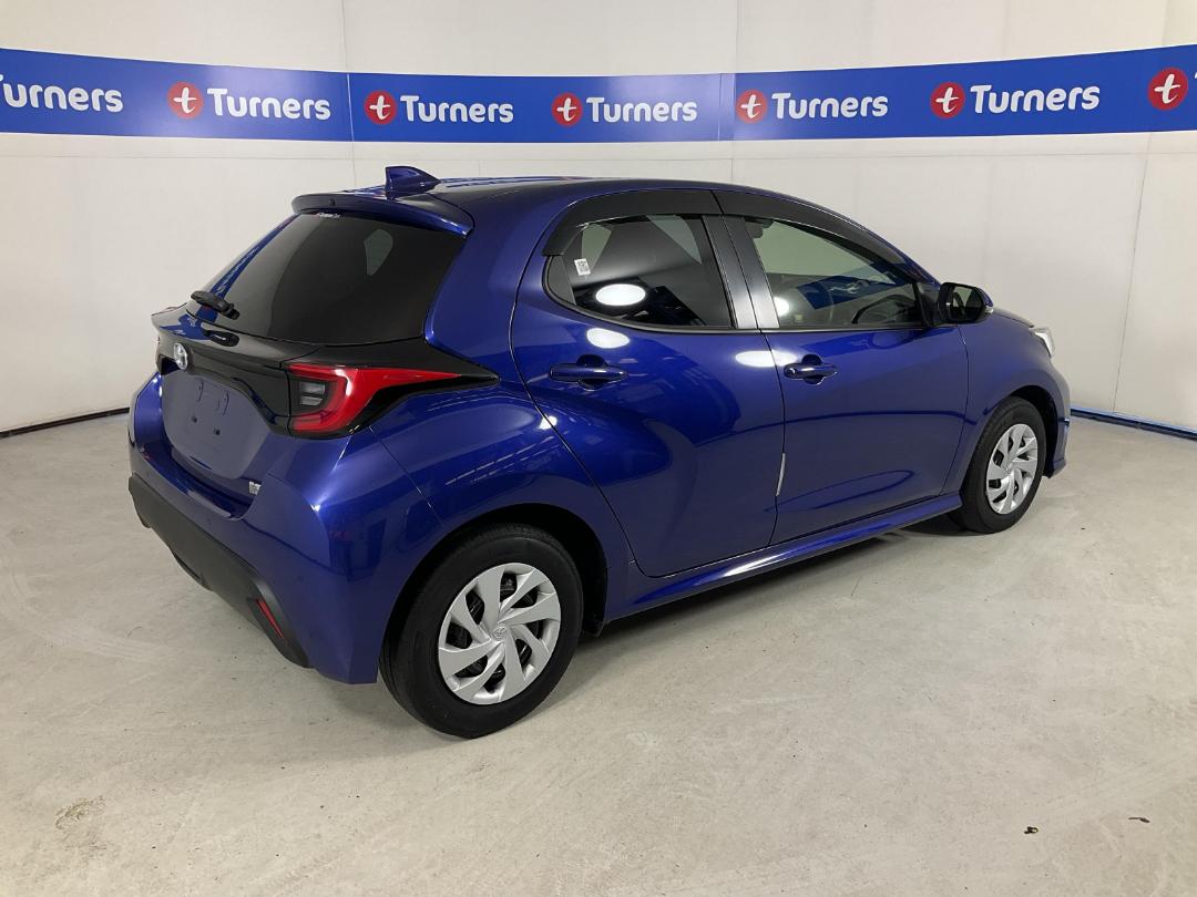 Photo '7' of Toyota Yaris