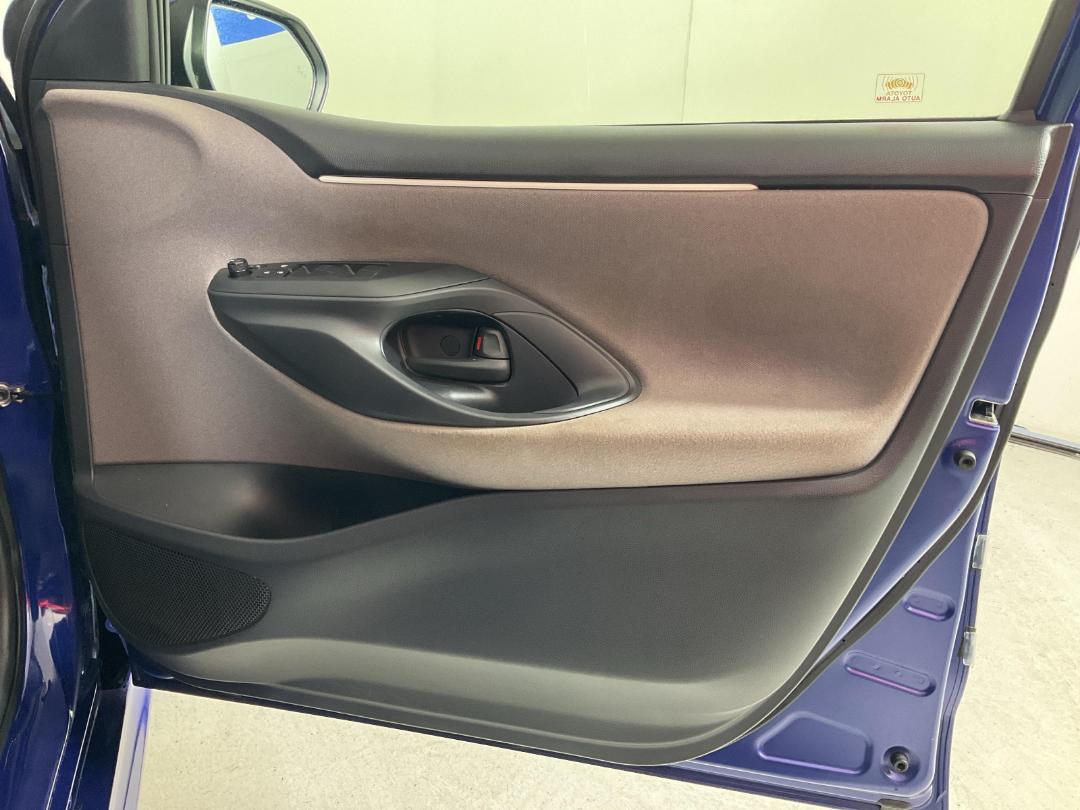 Photo '15' of Toyota Yaris