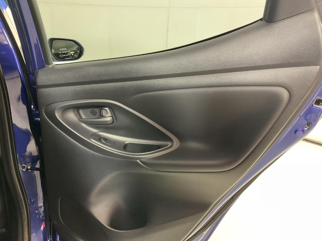 Photo '19' of Toyota Yaris