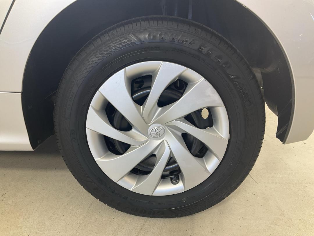 Photo '11' of Toyota Yaris