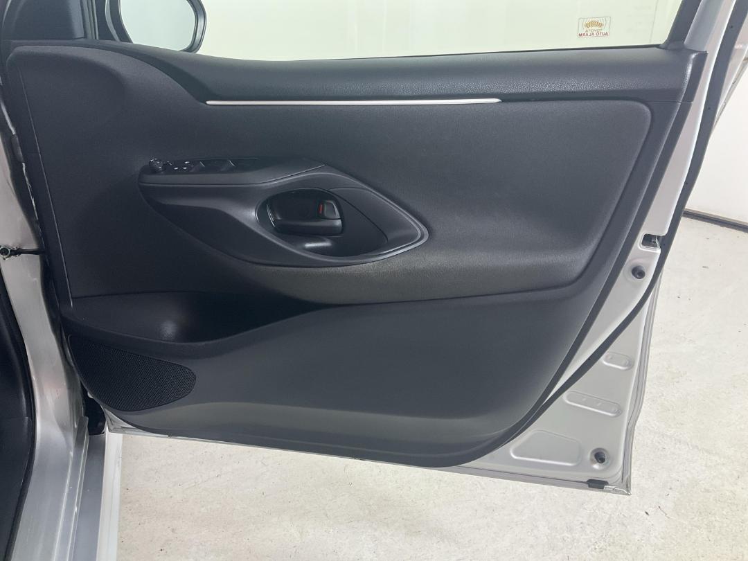 Photo '15' of Toyota Yaris