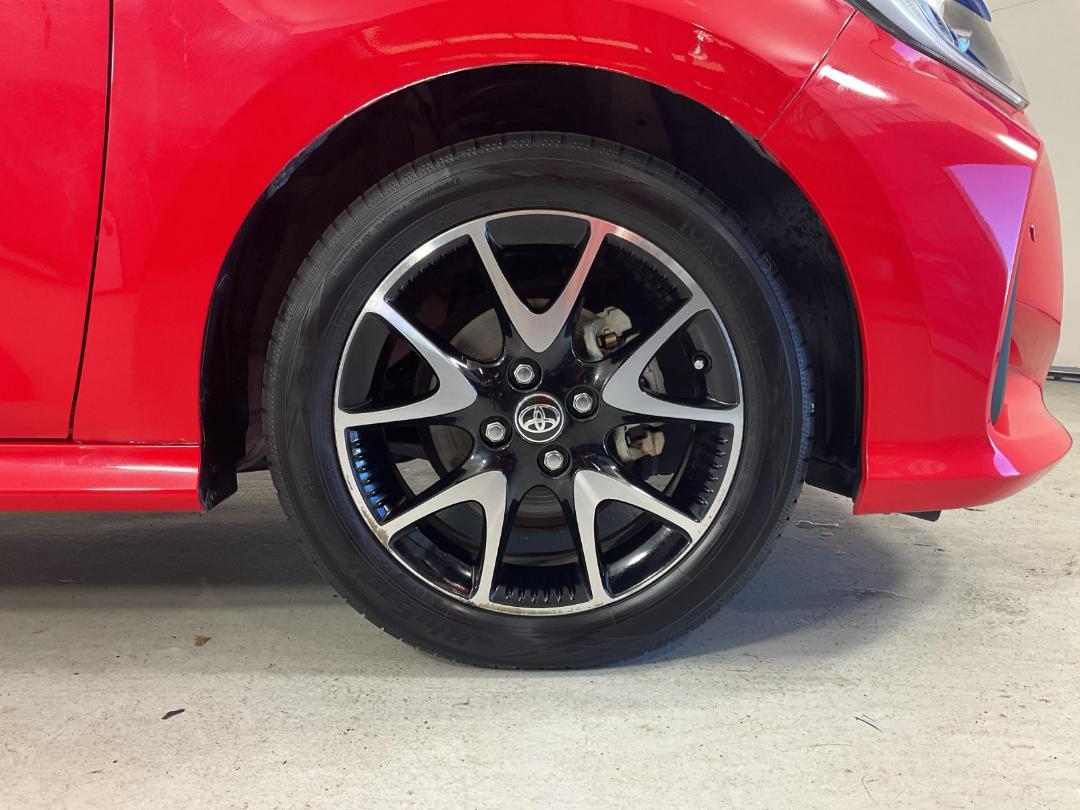 Photo '9' of Toyota Yaris