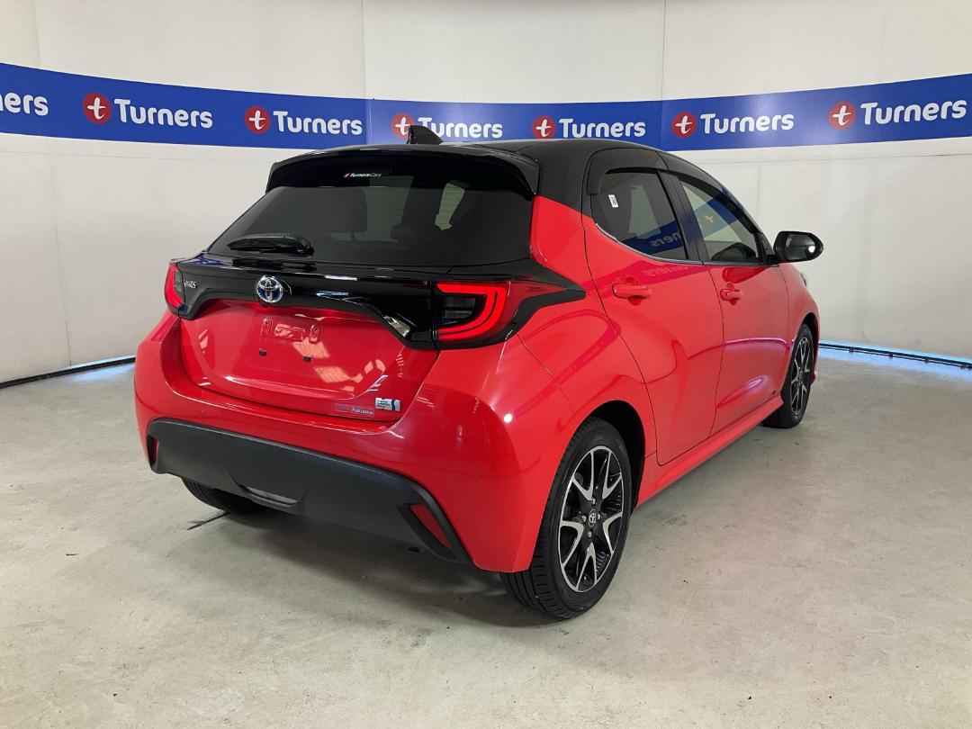 Photo '7' of Toyota Yaris