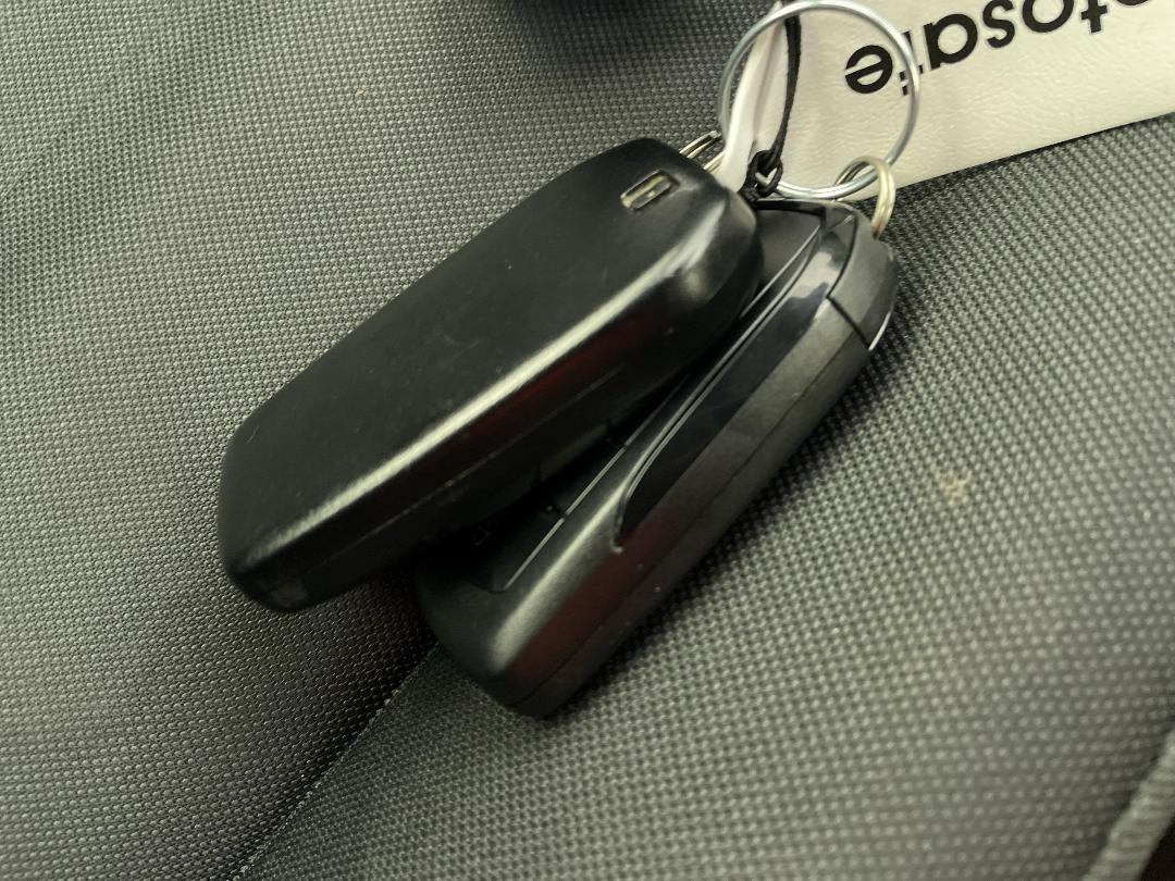 Photo '22' of Toyota Yaris