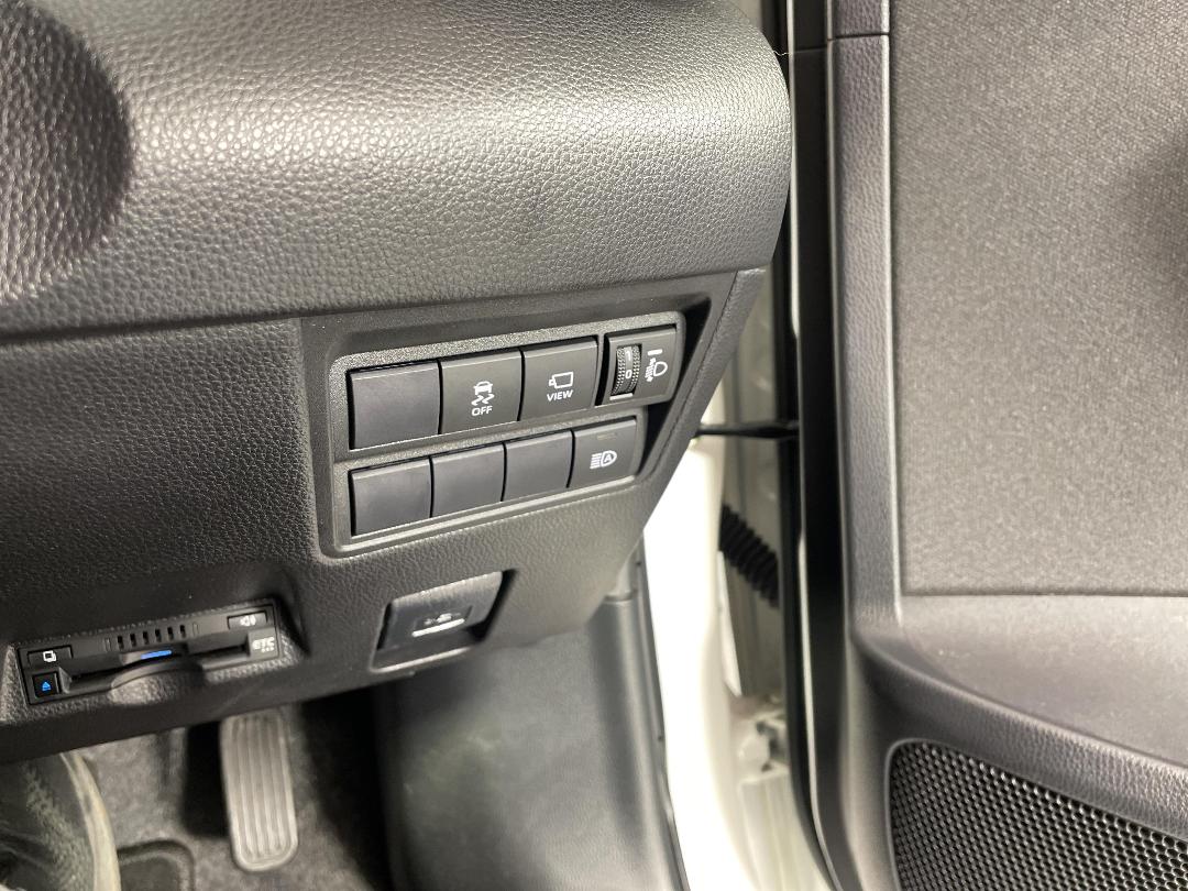 Photo '31' of Toyota Yaris