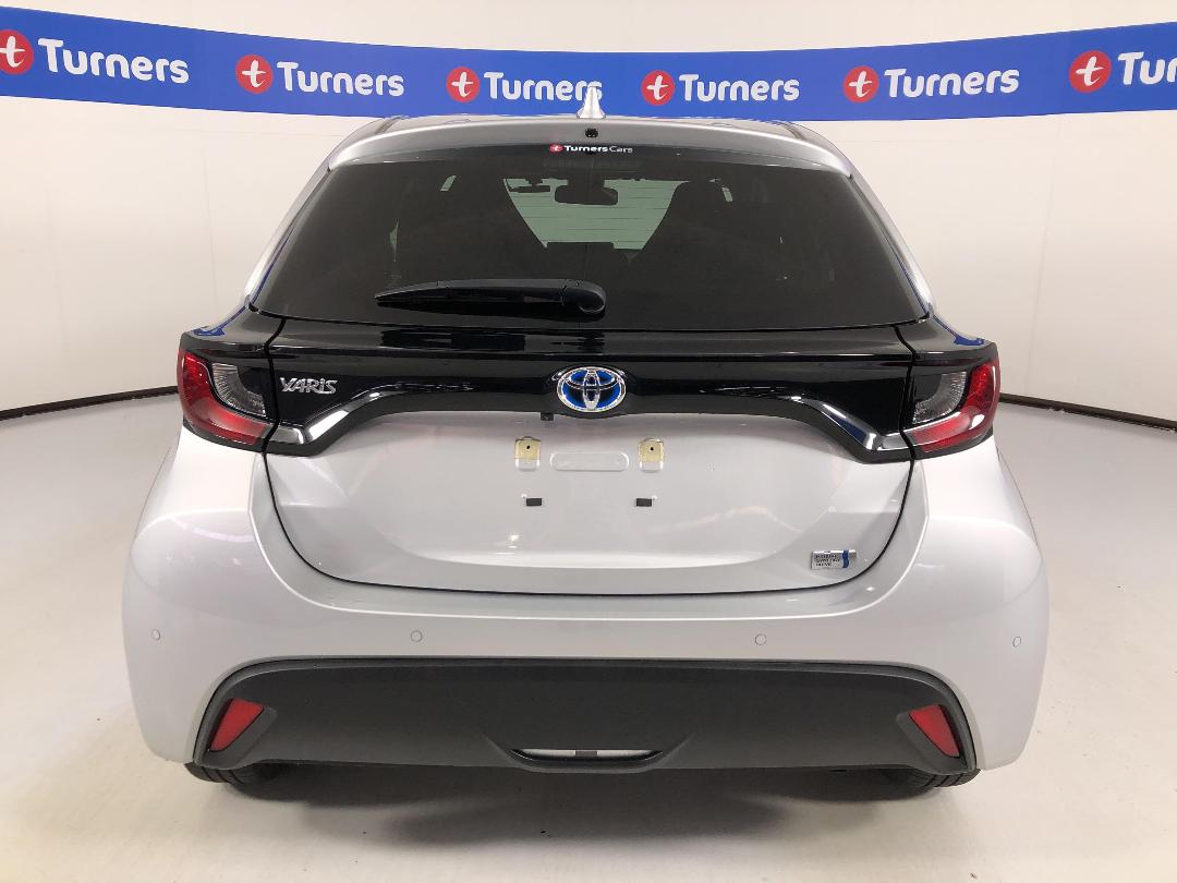 Photo '6' of Toyota Yaris