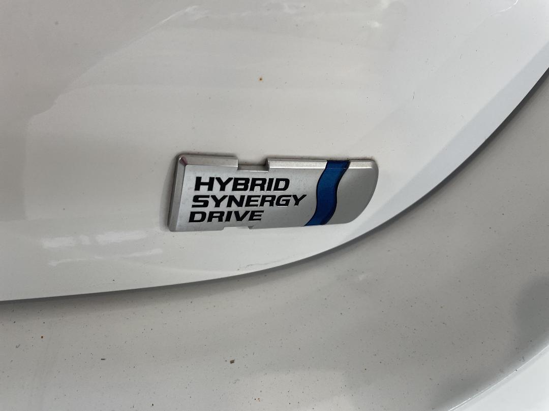 Photo '35' of Toyota Yaris