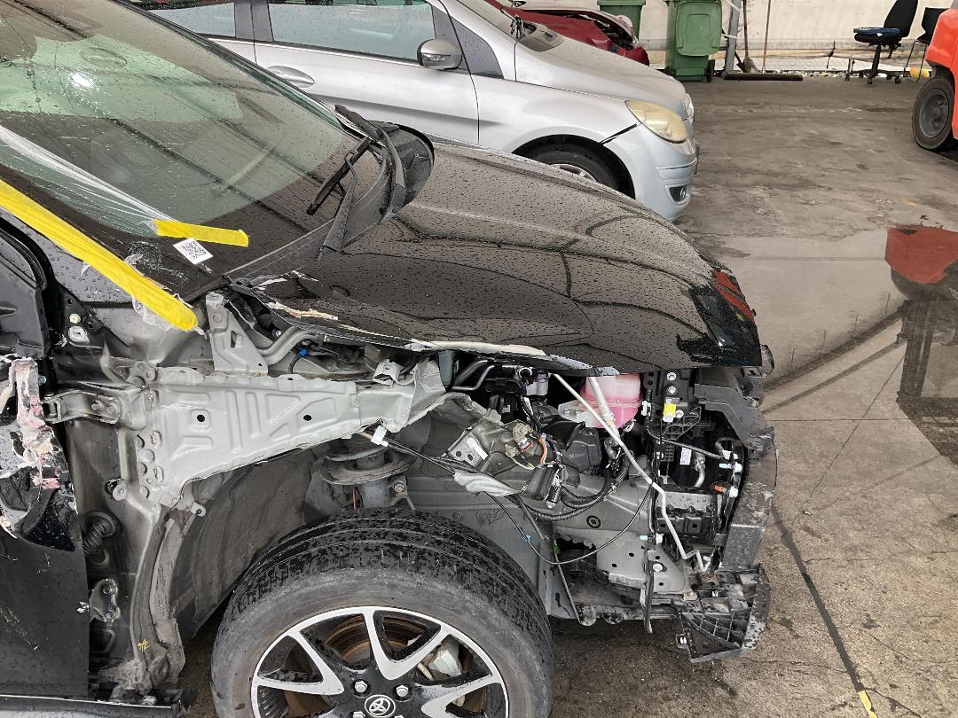 Photo '4' of Toyota Yaris Hybrid Photo '4' of Toyota Yaris Hybrid