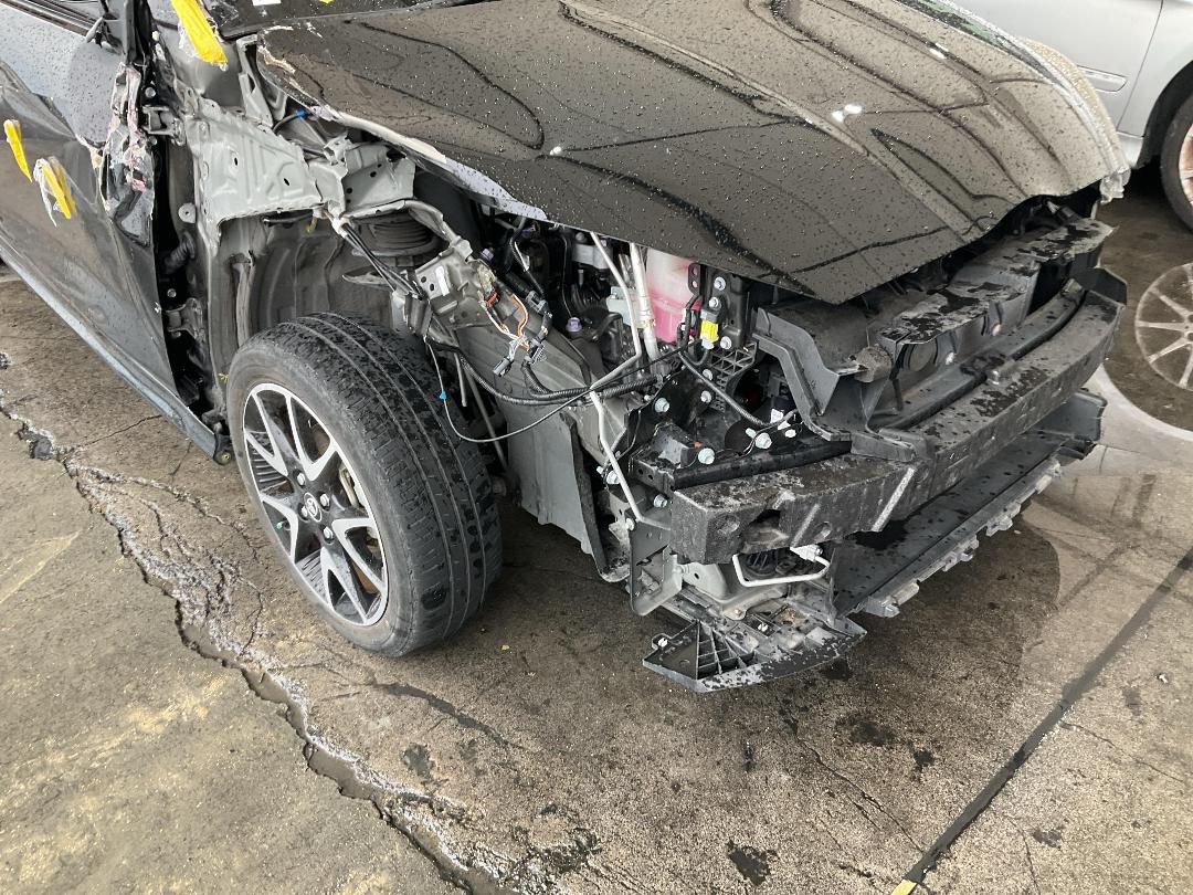 Photo '6' of Toyota Yaris Hybrid Photo '6' of Toyota Yaris Hybrid