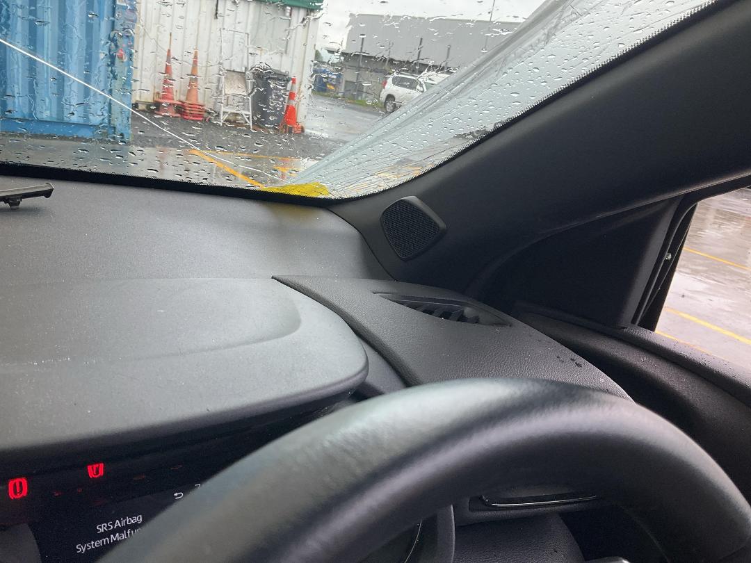 Photo '30' of Toyota Yaris Hybrid Photo '30' of Toyota Yaris Hybrid