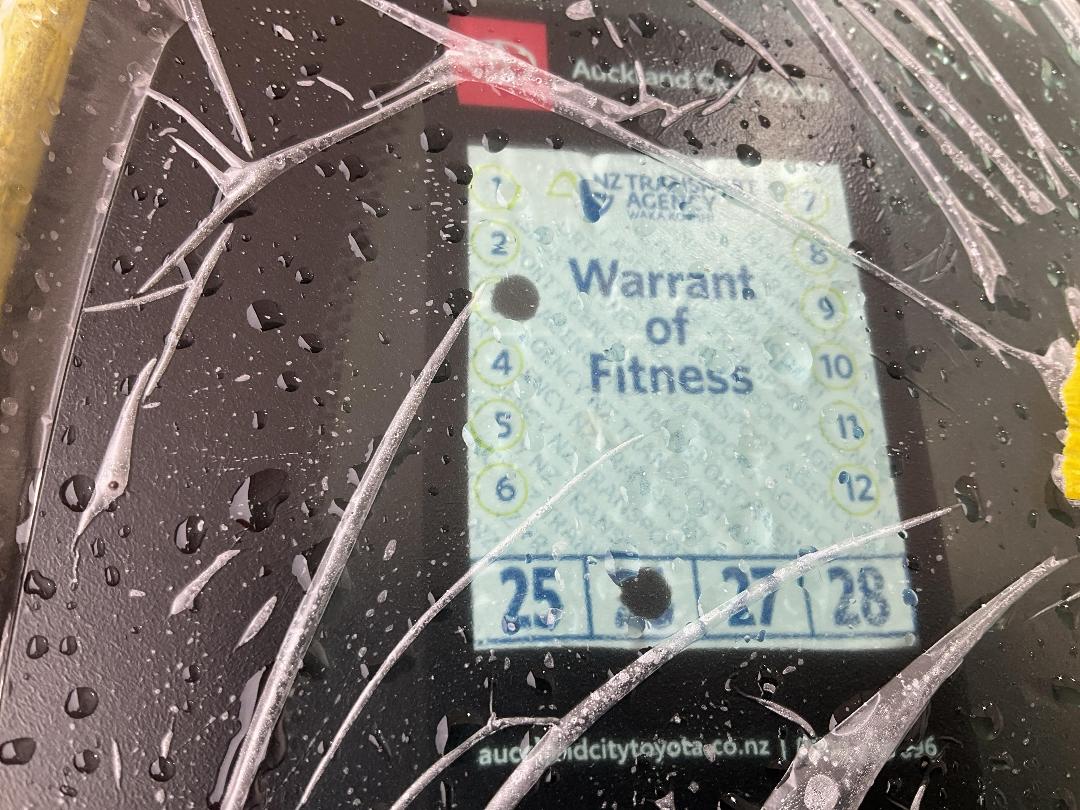 Photo '31' of Toyota Yaris Hybrid Photo '31' of Toyota Yaris Hybrid