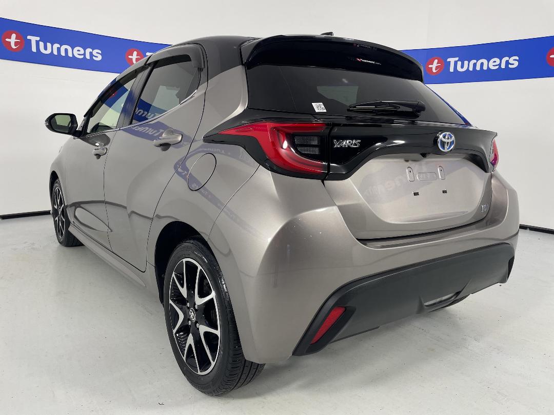 Photo '5' of Toyota Yaris