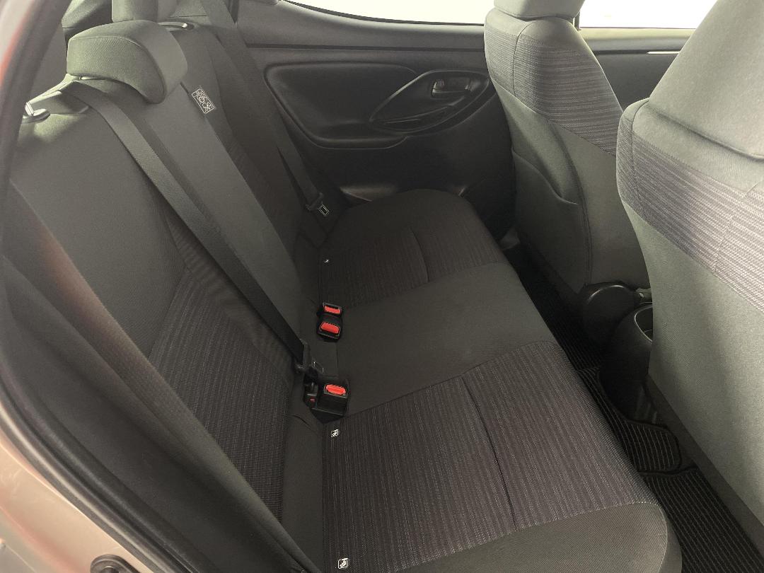 Photo '20' of Toyota Yaris