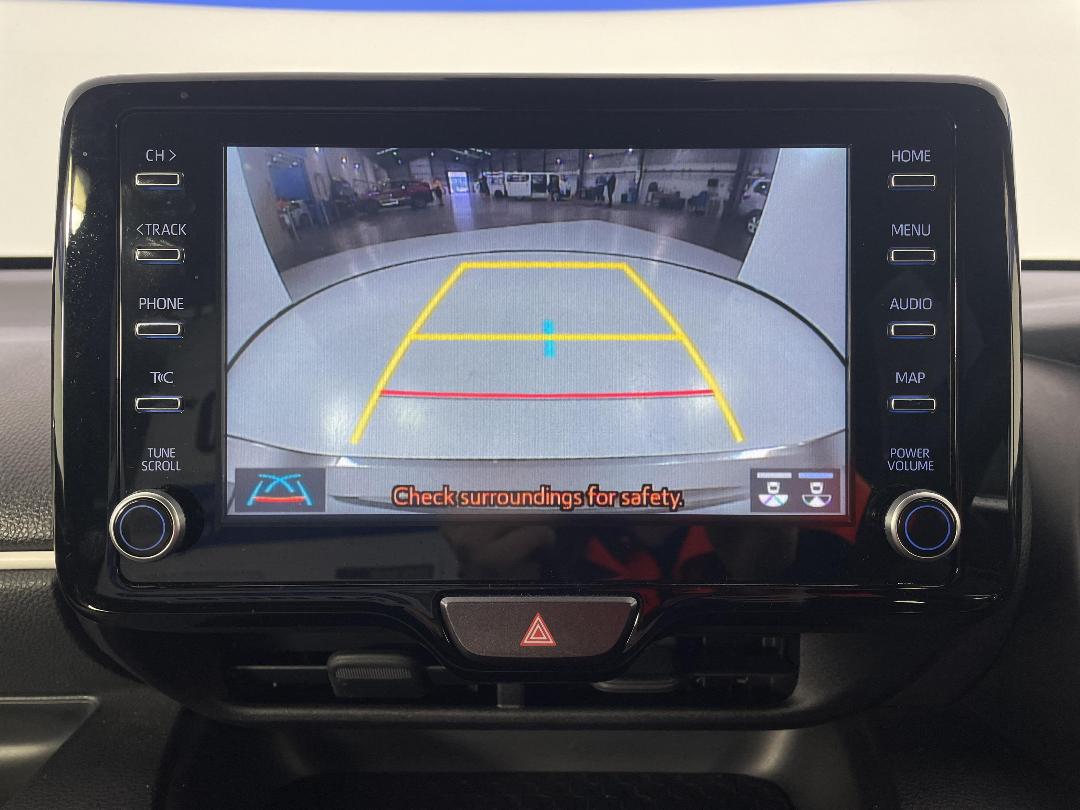 Photo '28' of Toyota Yaris